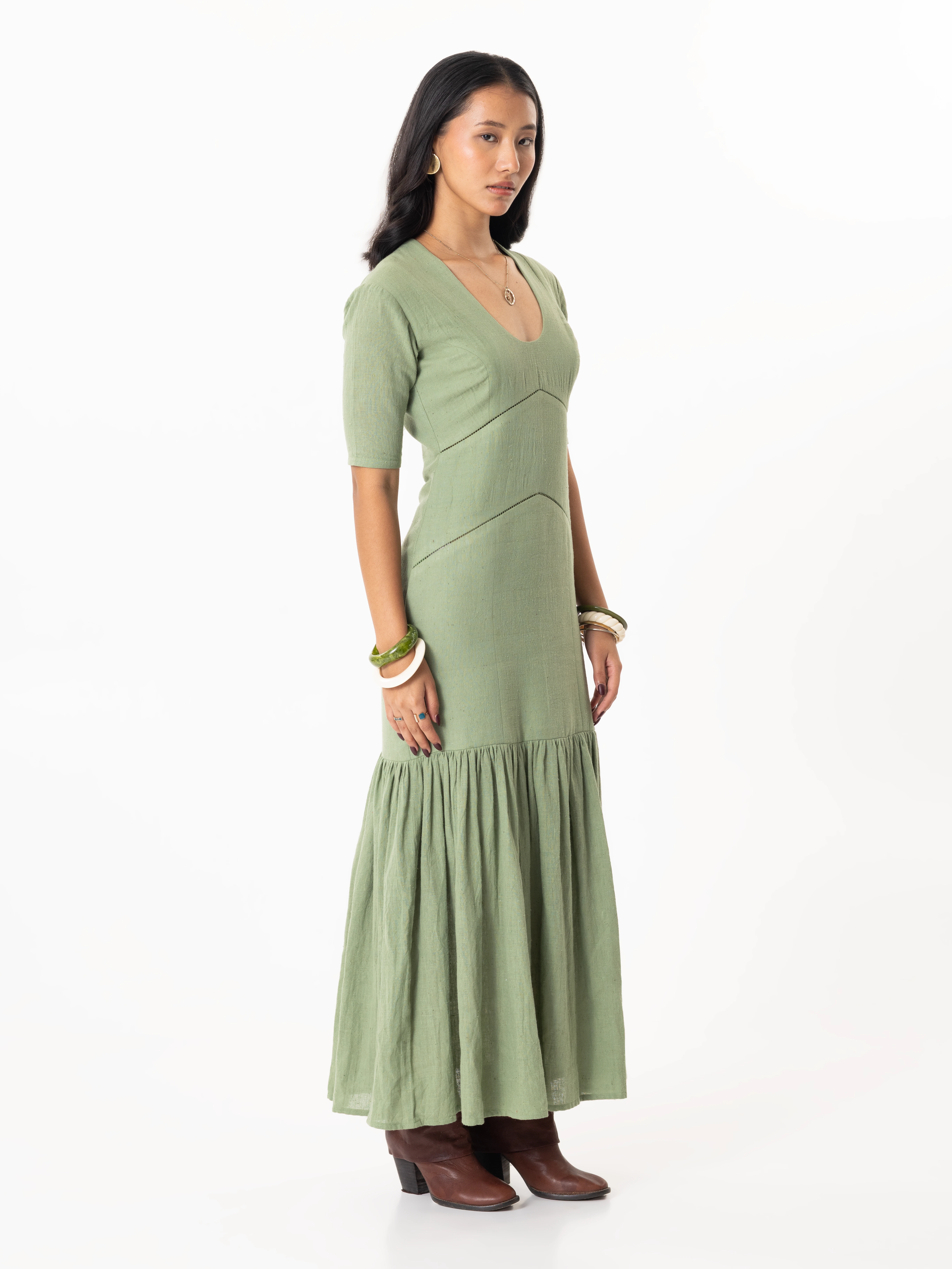 The "Aventurine Contour" Tiered Dress